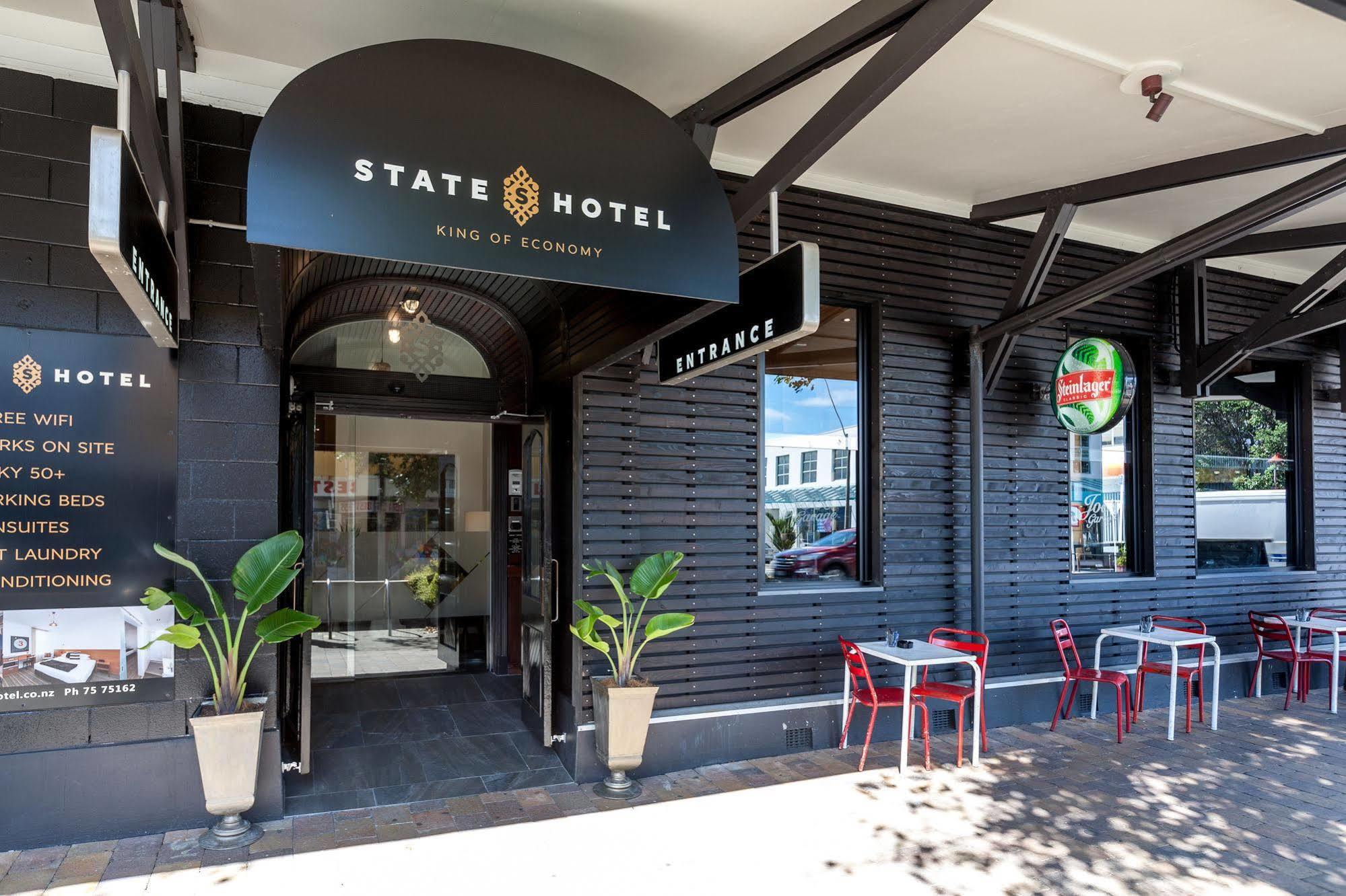 The State Hotel New Plymouth Exterior photo